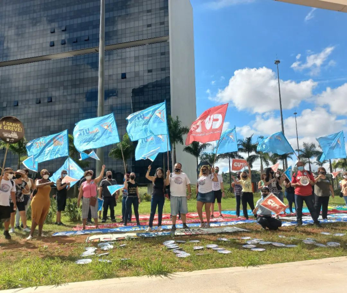 Ato em Belo Horizonte - Foto: Sind-UTE/MG