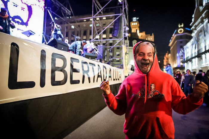 Cobertura Colaborativa Lula Festiva
