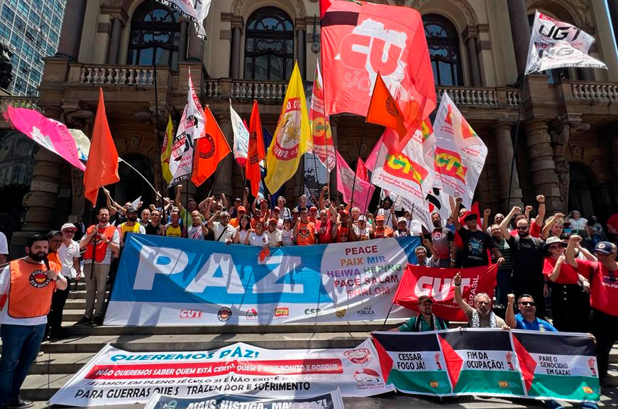 Ato Pela Paz -Centrais SIndicais (Foto: Roberto Parizzotti)