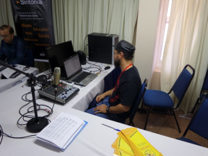 Evento foi transmitido ao vivo por vários Rádios Comunitárias brasileiras