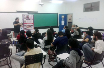 Movimento pela absolvição, já! ganha a juventude