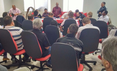Dirigentes das centrais e de sindicatos de rodoviários discutiram as estratégias para o dia 29