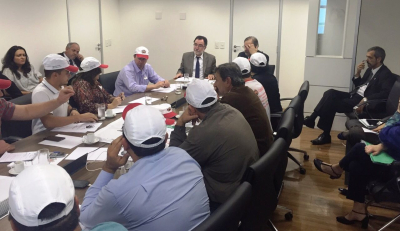 Dirigentes da Fetraf e da CUT durante audiência com os ministros (Foto: Fetraf-Maria Clara Godê)