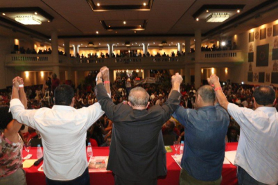 Movimento sindical unido deu o recado: não vai ter golpe! (Fotos: Roberto Parizotti)