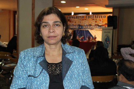 Fátima Silva, secretária de Relações Internacionais da CNTE