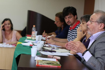 Ex-governador do Rio Grande do Sul, Tarso Genro fazendo análise de conjuntura na reunião da FBP
