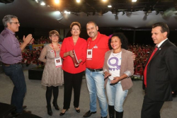 Padilha, Rosane, Dilma, Vagner e Marinho na entrega da Plataforma
