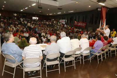 SÃ©rgio Nobre destacou que democratizaÃ§Ã£o passa por local de trabalho e distribuiÃ§Ã£o de renda (Fotos: Roberto Parizotti)