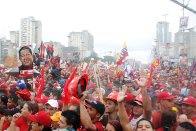 Uma multidÃ£o tomou as ruas de Caracas nesta quinta-feira em apoio a ChÃ¡vez