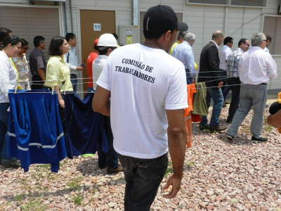 Trabalhador da comissÃ£o acompanha visita do ministro do Trabalho, Brizola Neto
