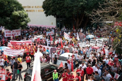 Servidores ocupam a Esplanada dos MinistÃ©rios