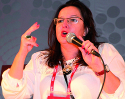 Rosane Bertotti, coordenadora do FÃ³rum Nacional pela DemocratizaÃ§Ã£o da ComunicaÃ§Ã£o (FNDC)