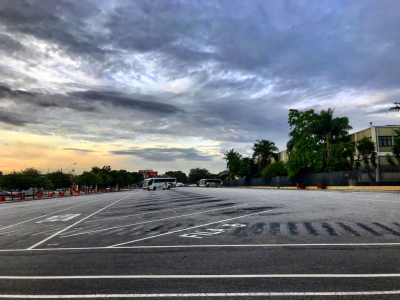 Pátio da Mercedes Benz vazio, ninguém foi trabalhar no dia de greve contra a reforma da Previdência