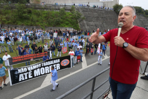 Sérgio Nobre na atividade dos metalúrgicos nesta quarta (13)