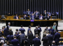 Câmara aprova PL Antifacção e endurece penas contra o crime organizado. Saiba mais