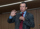 Luiz Marinho debate fim da escala 6x1 com centrais sindicais