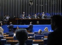 PEC da Escravidão: entenda a proposta do Senado que aumenta jornada e reduz direitos