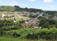 Covid-19 explode em cidades bolsonaristas e cai onde Haddad teve mais votos