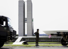 Bolsonaro se fortaleceu ao despertar o ‘monstro do anticomunismo’ nas Forças Armadas