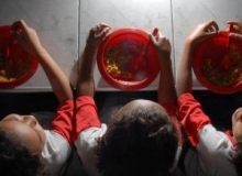 Aluna de 8 anos desmaia de fome em escola pública do Rio
