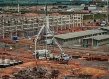 Desmonte da Petrobras e Lava Jato deixam 25 mil desempregados, em Itaboraí (RJ)