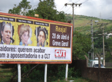 RS: Outdoors em Porto Alegre cobram parlamentares
