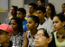 Conheça o movimento de 'demissão silenciosa' que ganha força entre os jovens