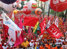 Jornada de 80 horas é uma provocação ao povo brasileiro