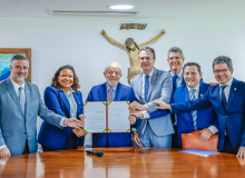 Lula sanciona lei para retomada de mais de 11 mil obras inacabadas