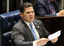 Senado quer votar reforma nesta quarta sem tirar do texto os itens mais injustos