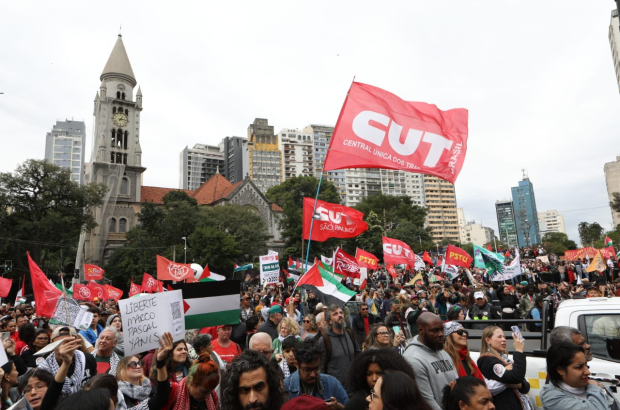 Marchas em defesa da Palestina tomam São Paulo e várias cidades ao redor do mundo