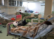 Falta de comando federal é parte do desmonte do SUS, ocupado por militares e amigos