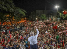 'Estou com tesão de 20 anos para salvar este país', diz Lula