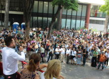 Servidoras e servidores municipais de BH aprovam continuidade da greve   