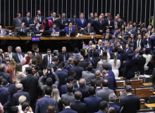 PL da Anistia tramita na Câmara, apesar de rejeição popular crescente