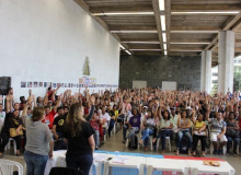 Em Minas, trabalhadores em educação aprovam agenda de lutas