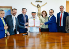 Lula entrega a Motta projeto para beneficiar MEIs