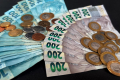 Inflação oficial recua para 3,81%, com variação de 0,7% em fevereiro