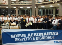 Aeronautas decidem em assembleia participação na Greve Geral