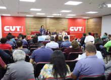 CUT debate organização e saúde nos locais de trabalho pós reforma Trabalhista