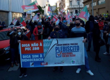 Trabalhadores da Corsan, Banrisul e Procergs protestam contra PEC 280 no RS