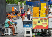 Uma economia quebrada à espera da eleição