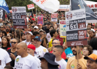 CUT vai às ruas para dialogar com trabalhadores e pressionar pelo fim da escala 6x1