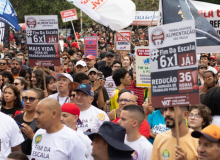 CUT vai às ruas para dialogar com trabalhadores e pressionar pelo fim da escala 6x1