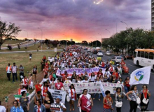 Governo Temer é taxado de “ilegítimo” por manifestantes