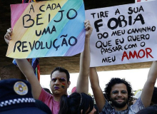 Parada LGBT marcha contra intolerância religiosa em SP