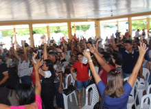 Trabalhadores em educação básica aprovam proposta de conciliação