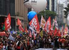Povo ocupa Paulista contra PEC da Impunidade e exige “Sem Anistia para Golpistas”