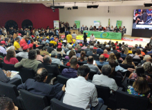 Servidores protestam na Câmara contra ataques de Bolsonaro ao funcionalismo público