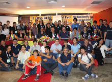 Paraguaios convocam greve em defesa da educação pública